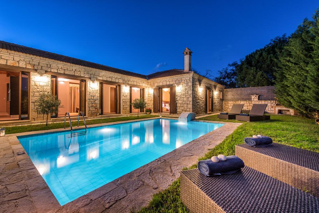 Astarte Villas - Kyveli Luxurious Private Villa Gaitani 部屋 写真