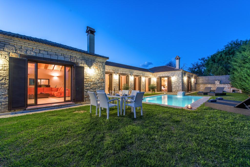 Astarte Villas - Kyveli Luxurious Private Villa Gaitani 部屋 写真