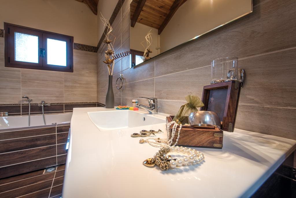 Astarte Villas - Kyveli Luxurious Private Villa Gaitani 部屋 写真