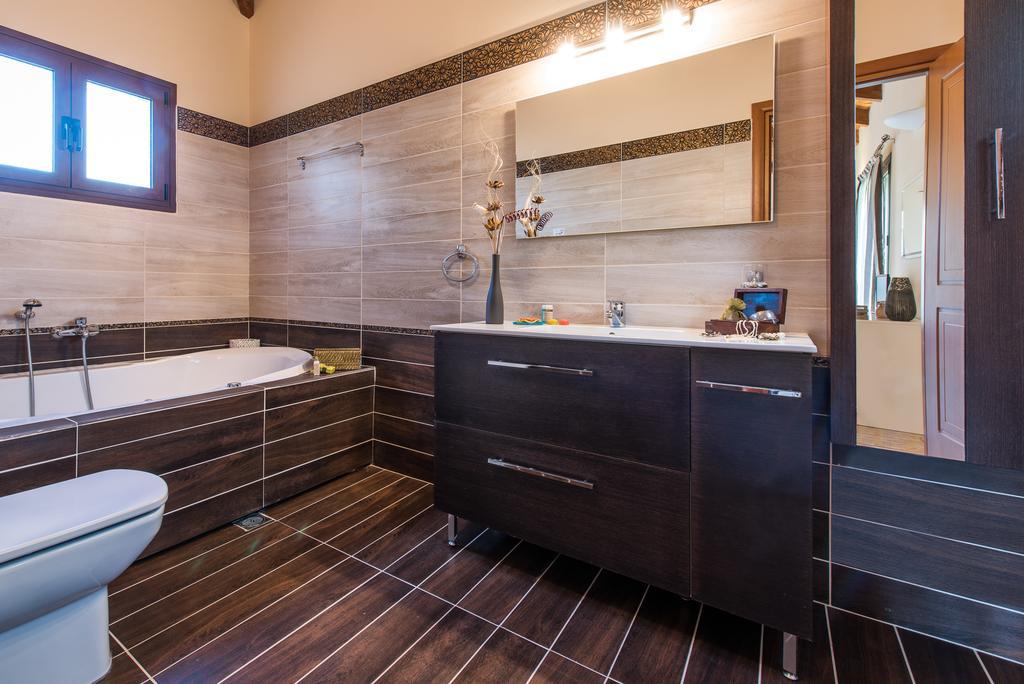 Astarte Villas - Kyveli Luxurious Private Villa Gaitani 部屋 写真
