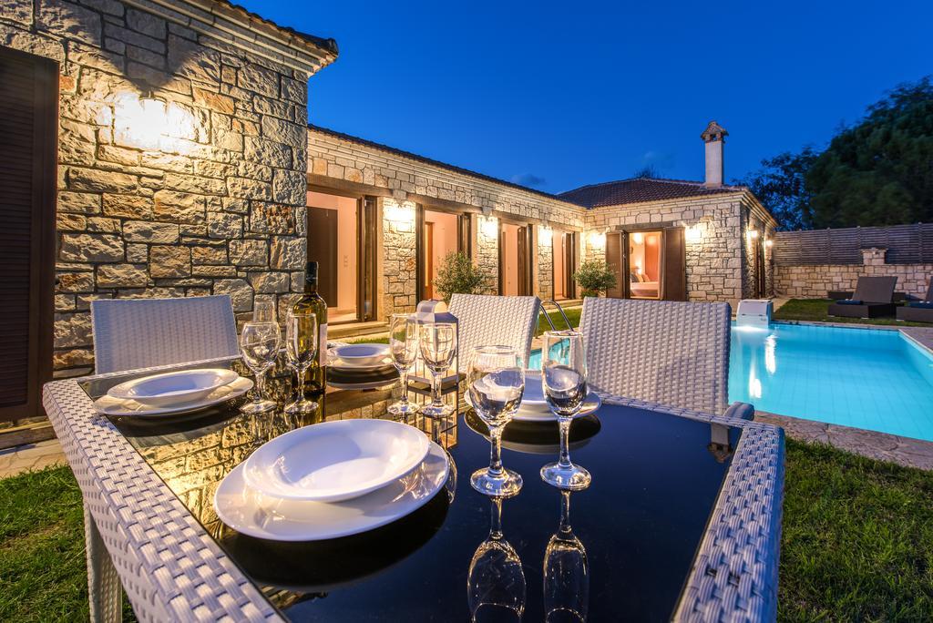 Astarte Villas - Kyveli Luxurious Private Villa Gaitani 部屋 写真