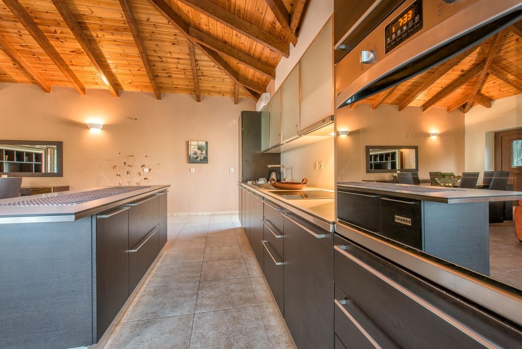 Astarte Villas - Kyveli Luxurious Private Villa Gaitani 部屋 写真