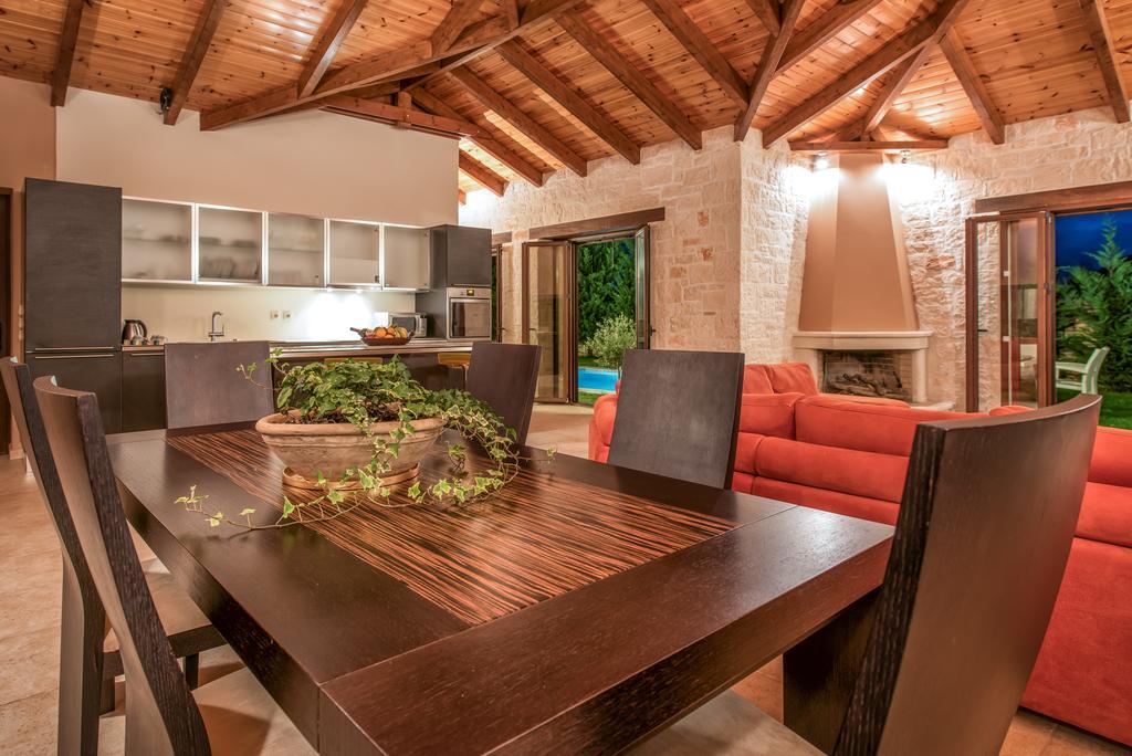 Astarte Villas - Kyveli Luxurious Private Villa Gaitani 部屋 写真