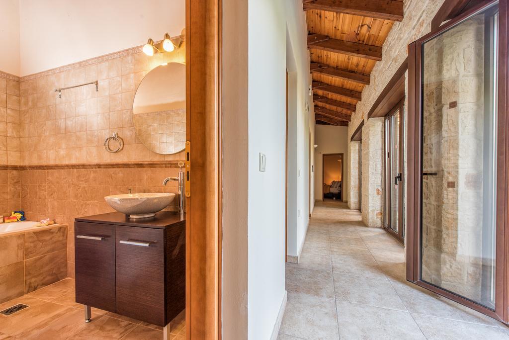 Astarte Villas - Kyveli Luxurious Private Villa Gaitani 部屋 写真